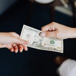 Риски использования банковских карт на подставные документы